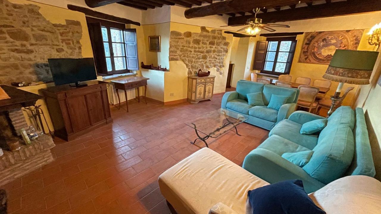 Ferienwohnung Castello Di Gaiche Collebaldo Exterior foto