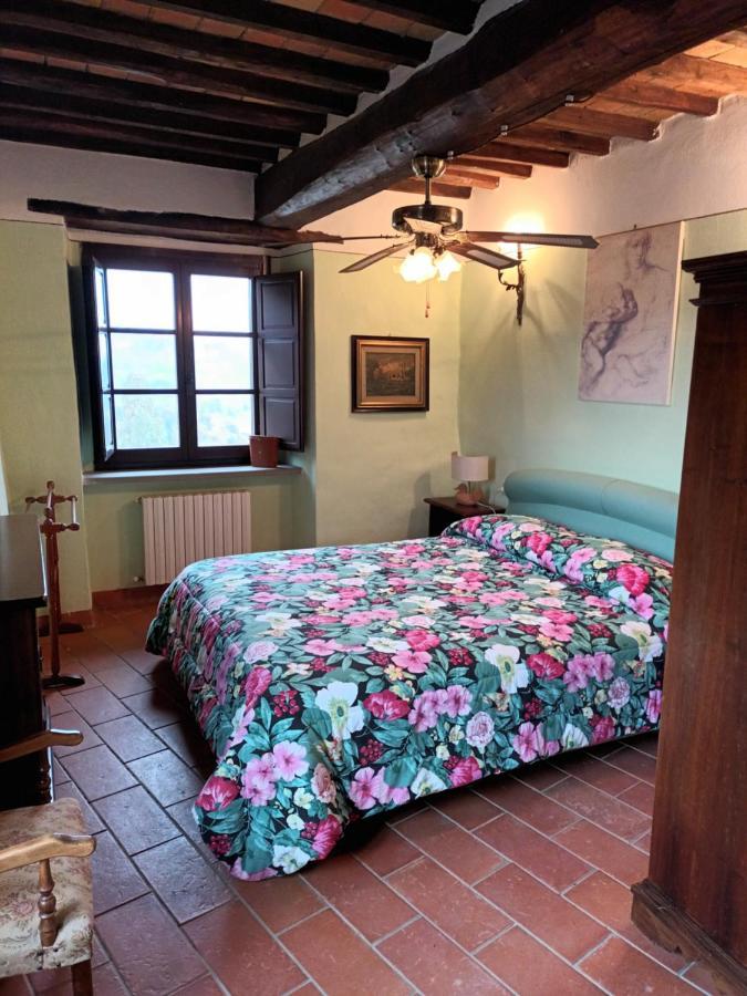 Ferienwohnung Castello Di Gaiche Collebaldo Exterior foto